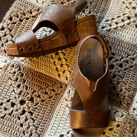 Boutique- Corky’s Refreshing Wedge Sandal Size 7 - Picture 16 of 16